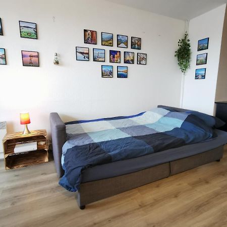 LE DUPLEX - Hyper centre - Gare - Wifi - Netflix - Disney + Annecy Esterno foto