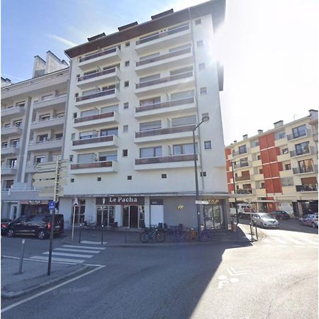 LE DUPLEX - Hyper centre - Gare - Wifi - Netflix - Disney + Annecy Esterno foto